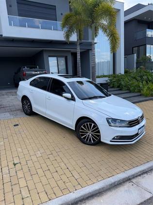 VOLKSWAGEN JETTA 1.4 16V TSI COMFORTLINE GASOLINA 4P TIPTRONIC